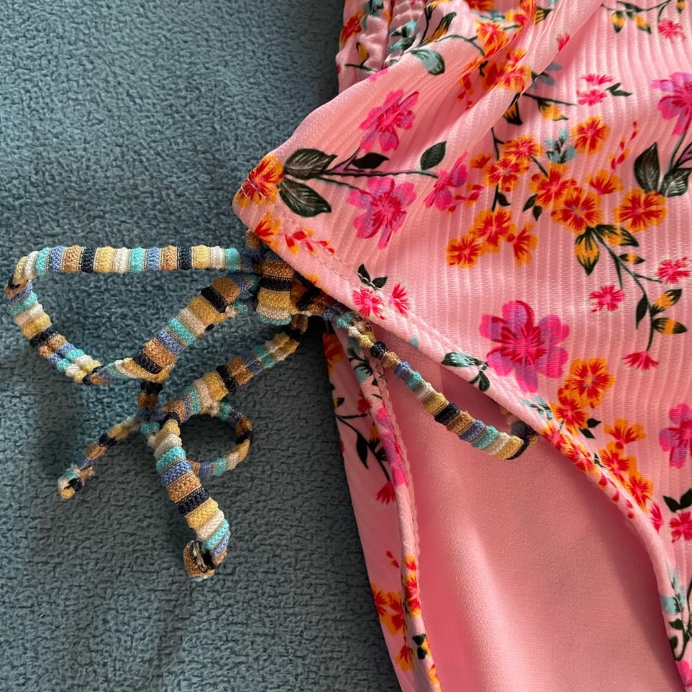 No Boundaries juniors’ size M (7-9) one-piece swimsuit-pink floral-NWT - Picture 5 of 8